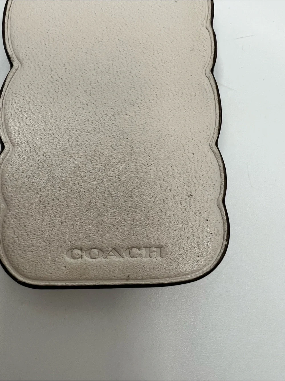 Coach Stacked Glove Tanned Leather Hang Tag 69570